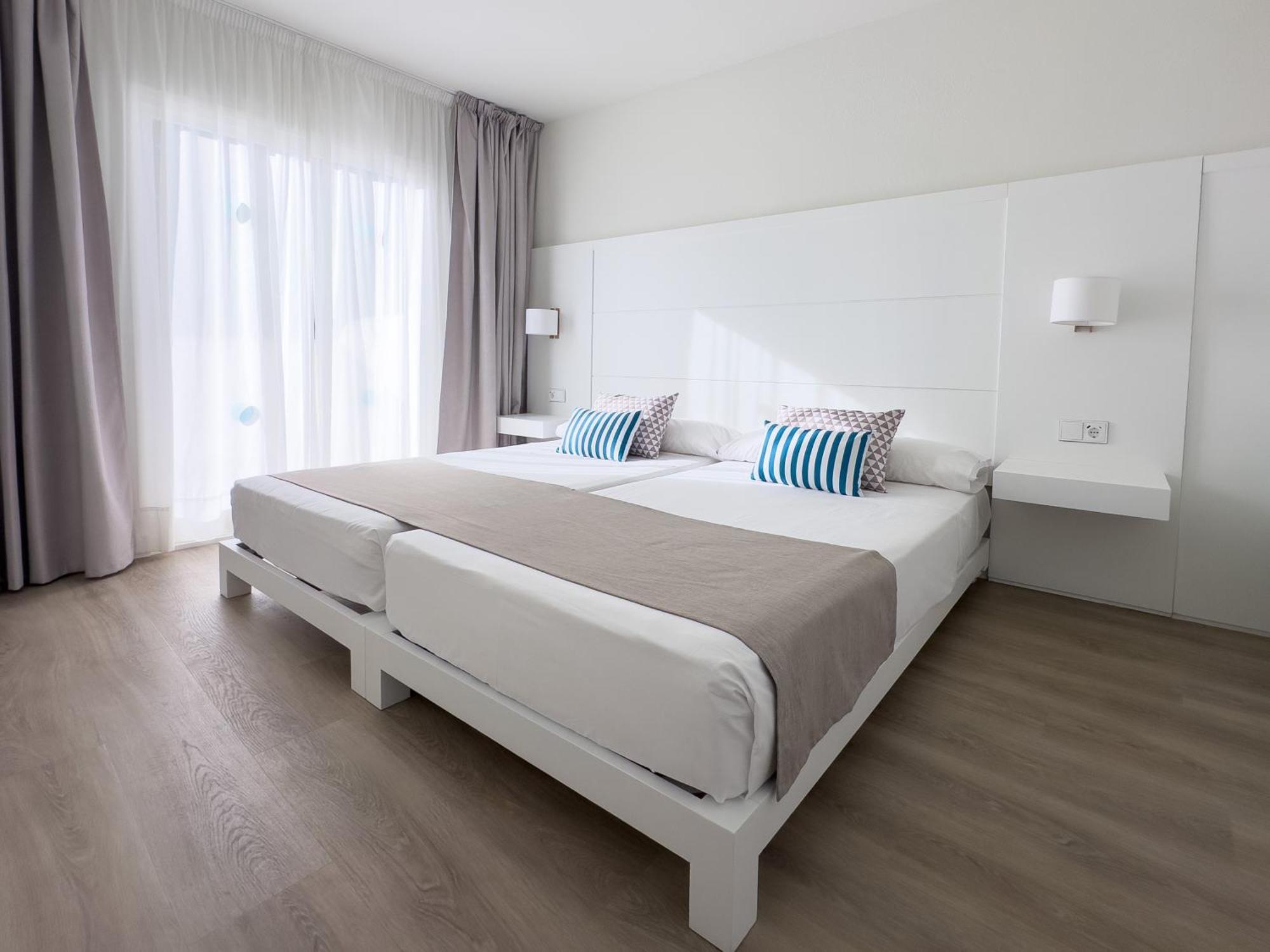 Bluesea Club Martha'S Aparthotel Cala D´Or Kültér fotó